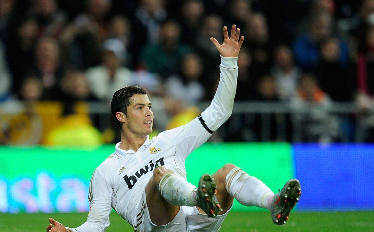 开云体育官网-包含C罗官方宣布最后时刻胜出新规，巴塞罗那引发争议！的词条-开云体育官网